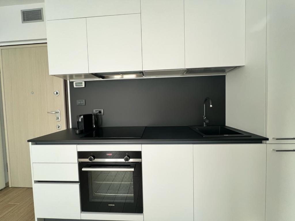 Domusmi - Nuvolone-7 Lägenhet Milano Exteriör bild