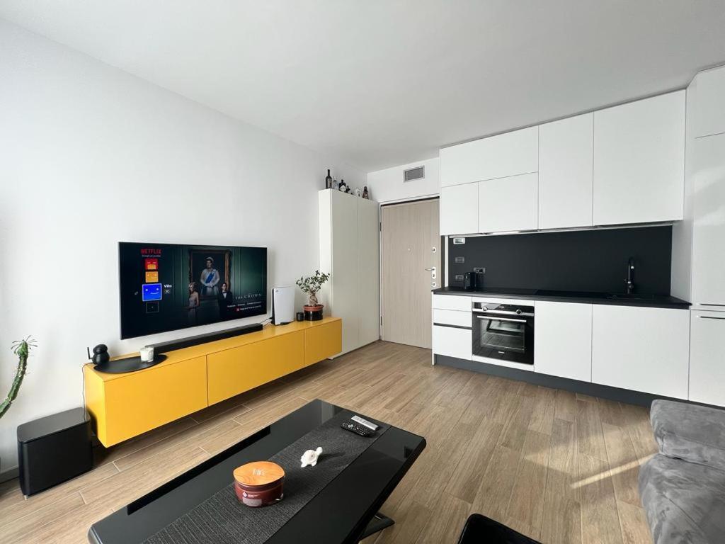 Domusmi - Nuvolone-7 Lägenhet Milano Exteriör bild